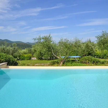 Ferienhaus Lovely In With Kitchen *