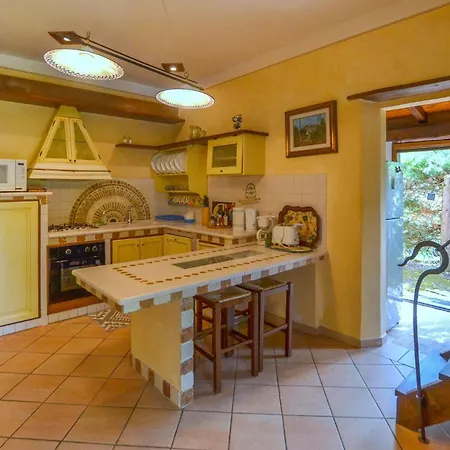 Lovely In With Kitchen Holiday home Cortona