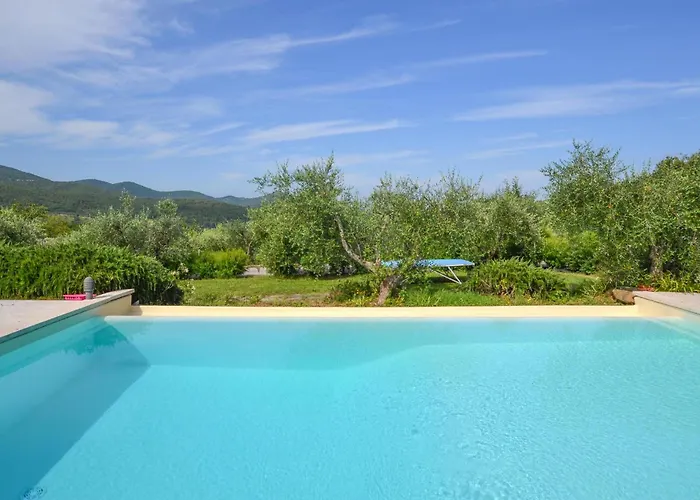 Vakantiehuis Lovely In With Kitchen *