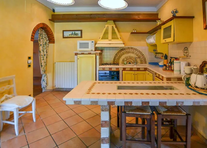 Lovely In With Kitchen Vakantiehuis *