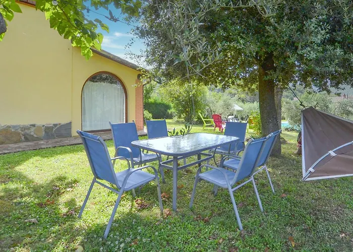 Lovely In With Kitchen Holiday home